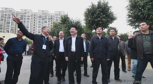 厦视新闻：市委书记王蒙徽到神山三航小区调研指导老旧小区改造工作